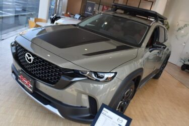 【日本で乗れる】MAZDA CX-50遂に並行輸入開始！カーエース広島さんで実車をチェック